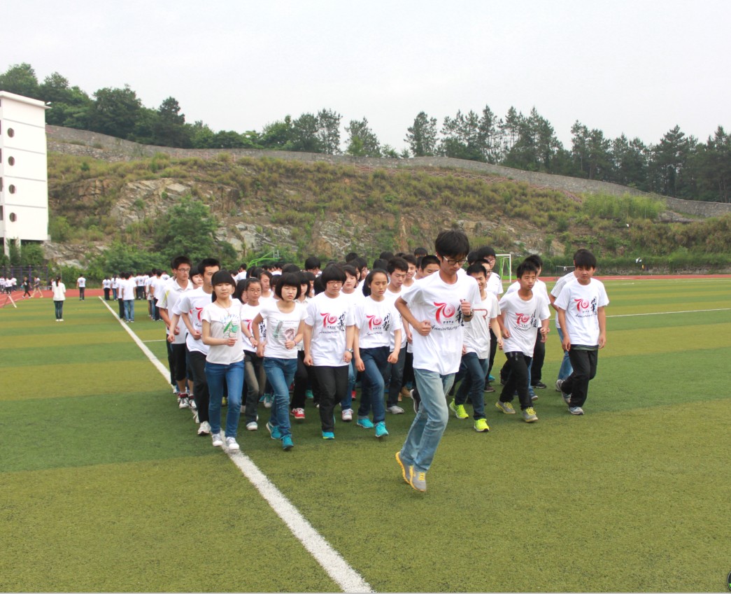 野寨中学举行第三届广播体操比赛