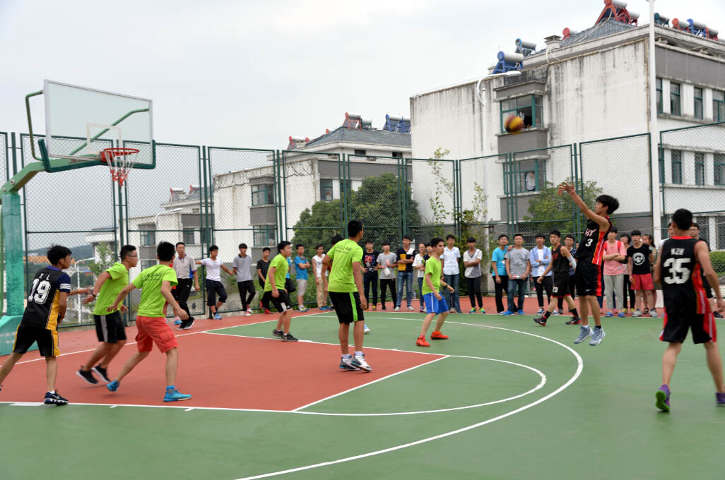中美中学生文化教育交流夏令营在野寨中学开营