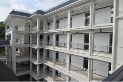 野寨中学新建男生公寓楼投入使用