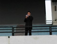 214班杨晗同学在国旗下讲话稿