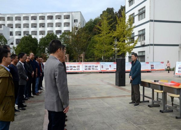 扫黑除恶扬正气 携手共建平安校