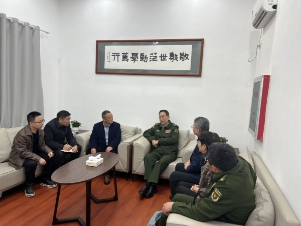 野寨中学程林校长拜会国防科技大学姚富强院士